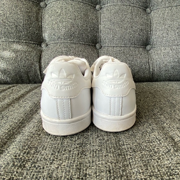Adidas Stan Smiths unisex (W: 6.5 /M: 5.5) - Picture 5 of 9
